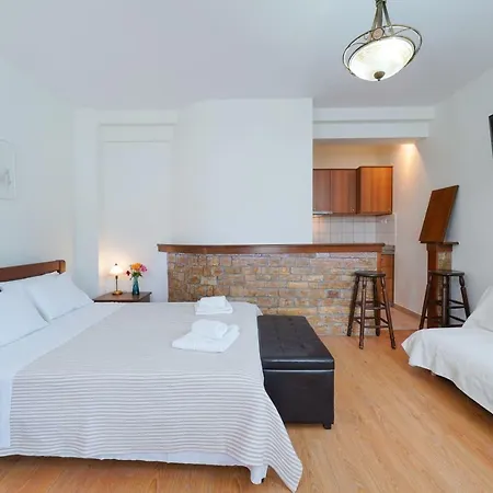 Hotel apartamentowy Anemos *