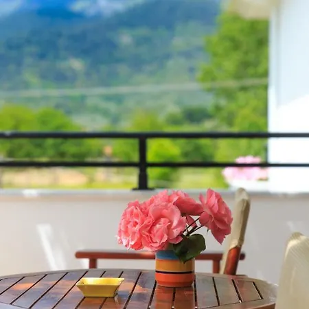 Anemos Aparthotel *